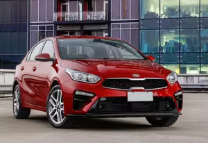 kia kia-cerato-forte-2019-cerato-4-sedan.jpg