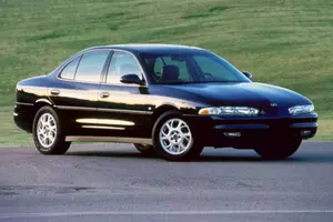 oldsmobile oldsmobile-intrigue-1998-intrigue-2000.jpg